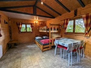 Cabane perchée avec terrasse, sauna et BBQ à Ferdrupt - FR-1-589-770