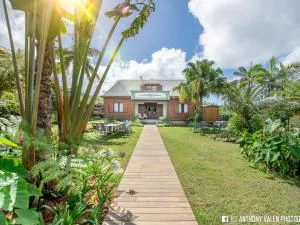 Villa spacieuse avec jardin, cheminée et billard, 5 chambres pour 10 pers. - FR-1-786-35 - Le Tévelave