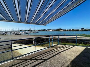 Appartements Appartement spacieux 3P a Etel - Terrasse - Vue port - Wifi - Parking - FR-1-479-203 : photos des chambres