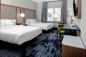 Double Queen Room room in Fairfield Inn & Suites by Marriott Roanoke Salem