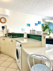 Cairns Esplanade Apartment