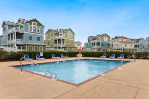 CB9 - Vizsla Surf Club