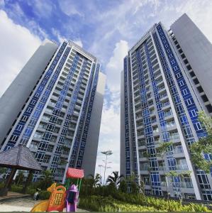 Casapedian 011 Tower Liberty