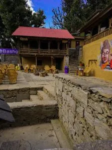 Basho Mud Huts - Tāndi