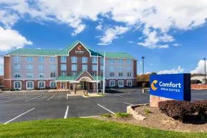 Comfort Inn & Suites Cuyahoga Falls - Akron - كينت