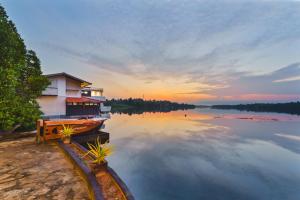 River View Villas