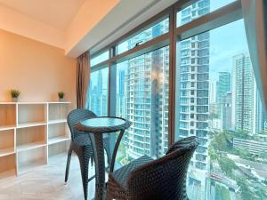 Eaton KLCC Infinity Pool by NP