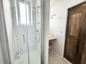 Appartements LOustal d Henri 3 chambres : photos des chambres