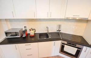 Spacious Deluxe Apartment Old Town-Free Parking