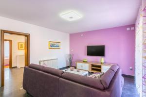 Marijan - A4 Veliki - MPolo