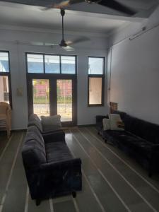 3bhk villa with a 10,000 sqft yard