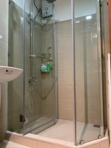 Tropical Sanctuary in Pasay City