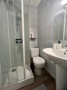 Appartements La bulle Arrageoise - Grand place - Spacieux - Lumineux - Lit King Size - Wifi - Parking public : photos des chambres