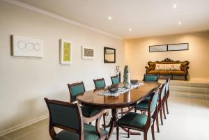 3 Bedroom private luxury complete house