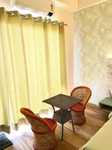 Hotel DivisionByZero