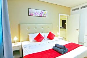 Luxurious 1bhk in Cour Jardin