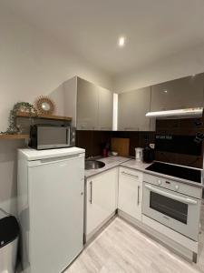 # Le 12 # Joli F2 neuf, centre