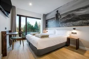 Hotel Llivia - 布尔马当