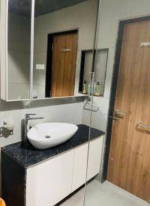 Pvr House - Second Floor Serenity