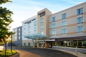 Fairfield Inn & Suites By Marriott Louisville Northeast