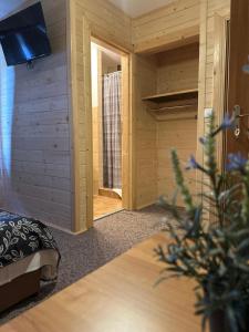 Pokoje Gościnne Przy Drodze