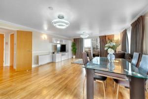 Large Modern 2Bedroom 2Bathroom Apartment London Cutty Sark Greenwich Close to Canary Wharf, 02 - Perfect for long stay