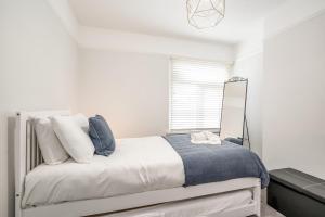 Central Belfast Apartments - Malone Hideaway