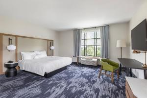 Fairfield Inn & Suites by Marriott Minneapolis NorthBlaine