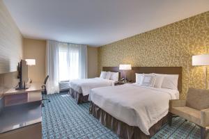 Queen Room with Two Queen Beds room in Fairfield Inn & Suites By Marriott Wichita East