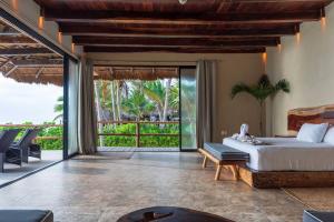 Casa Aakbal Private Beach Fron Sea Best Location