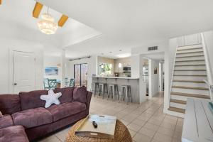 Seascape 51A - Beach Baby