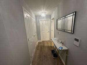 Lovely 2 bedroom 2 bathroom Apartment