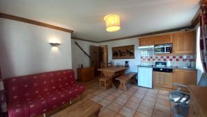 Appartements les 7 laux immobilier chalet A : photos des chambres