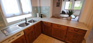 Appartements Superbe logement refait a neuf 3 chambres et double parking : photos des chambres