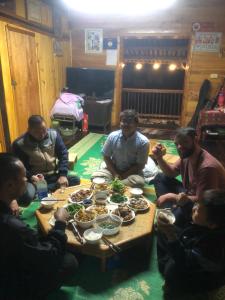 Trường Giang homestay Bản Giốc