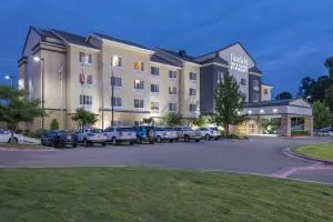 Fairfield Inn & Suites by Marriott Texarkana - De Queen