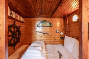 Appartements Le Carre - Studio ON the port of Honfleur - Incredible view 2 P : photos des chambres