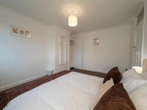 Cosy Home By Wembley Stadium