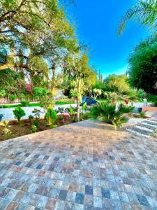 Villa blanche piscine chauffée