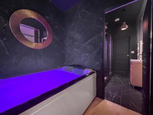 Jacuzzi privé, Sauna & Design Chic