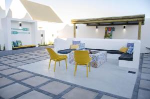 Bella La Vita Beachfront Villa