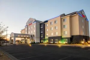 Fairfield Inn and Suites by Marriott Muskogee - Tahlequah