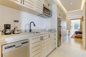 El Tigre Golf Retreat, Condominios Taheima