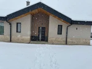 Апартамент с двор Дива - Самоков