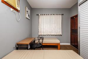 A3-CantoForte - 200 metrosPraia - ARCond - Garagem - Wifi - Ideal para Família até 6 Pessoas, sem pet, sem roupa cama-banho