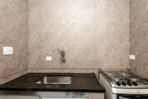 A3-CantoForte - 200 metrosPraia - ARCond - Garagem - Wifi - Ideal para Família até 6 Pessoas, sem pet, sem roupa cama-banho