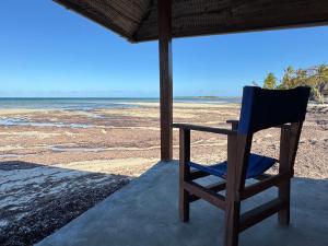 Kilwa Dreams by Seaside