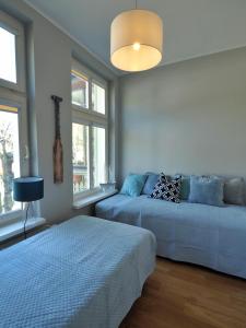 Yonekawa Apartments, Molo & Monte Cassino