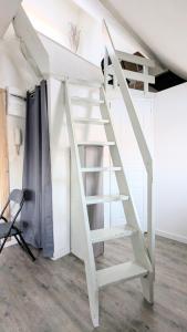 La Petite Parenthèse