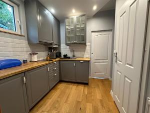 Yonekawa Apartments, Molo & Monte Cassino